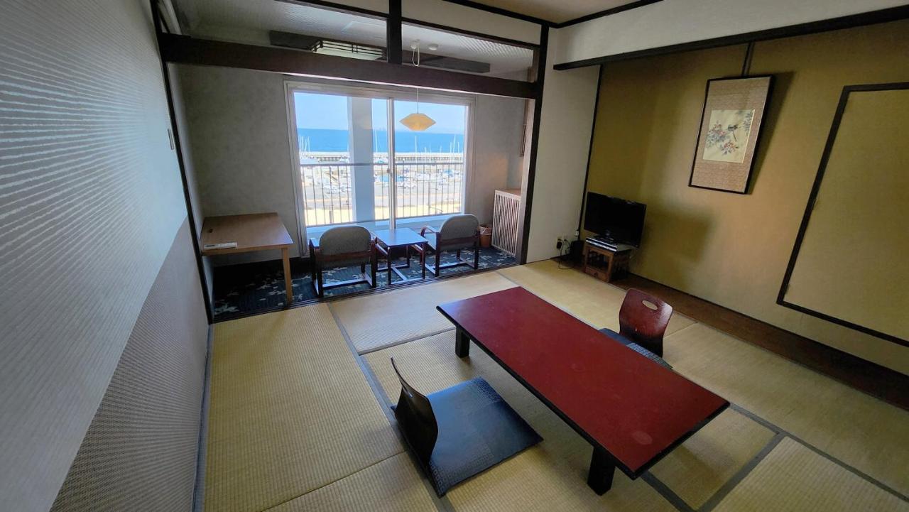 新鹤田酒店 别府 外观 照片